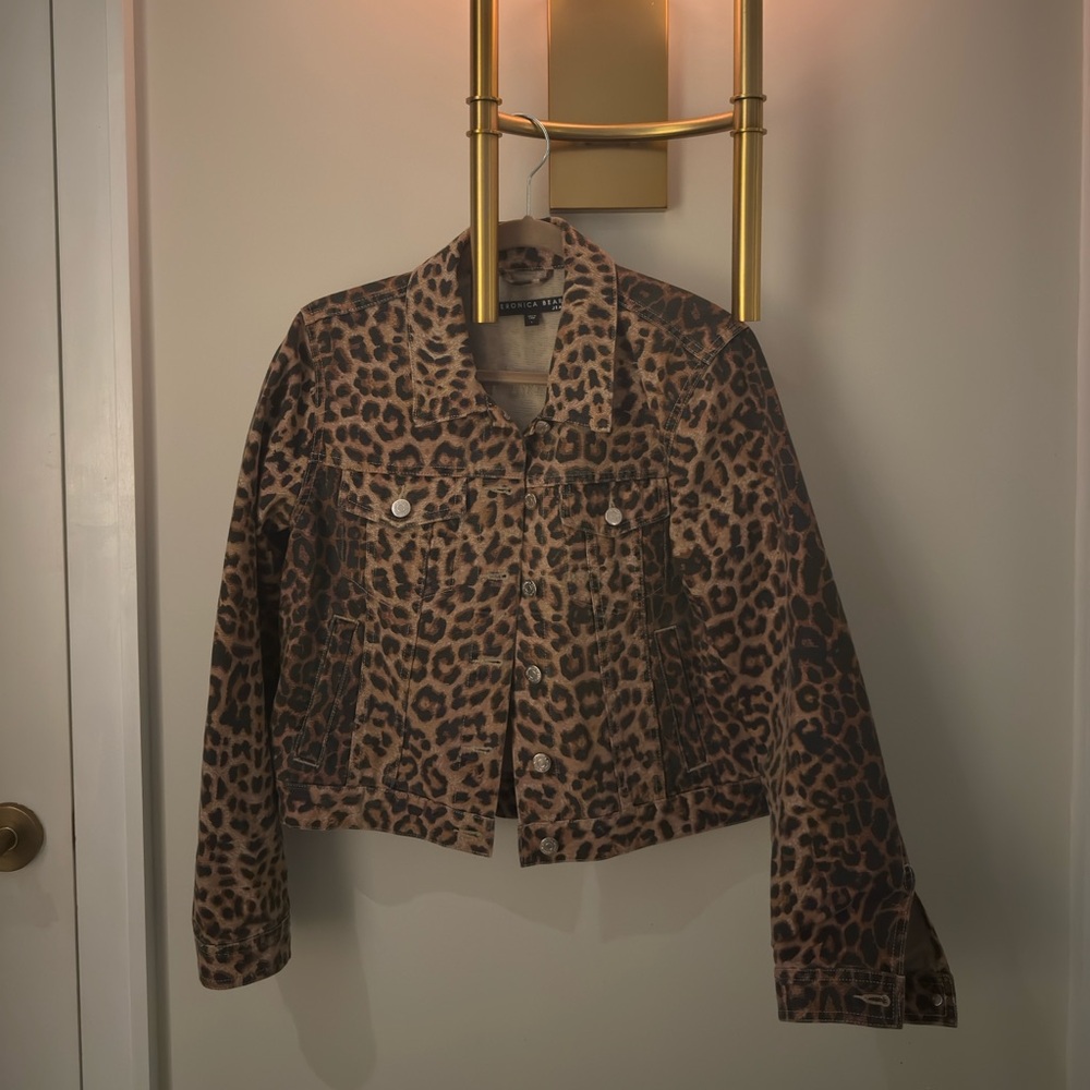 Veronica Beard leopard print Cropped Jean Jacket